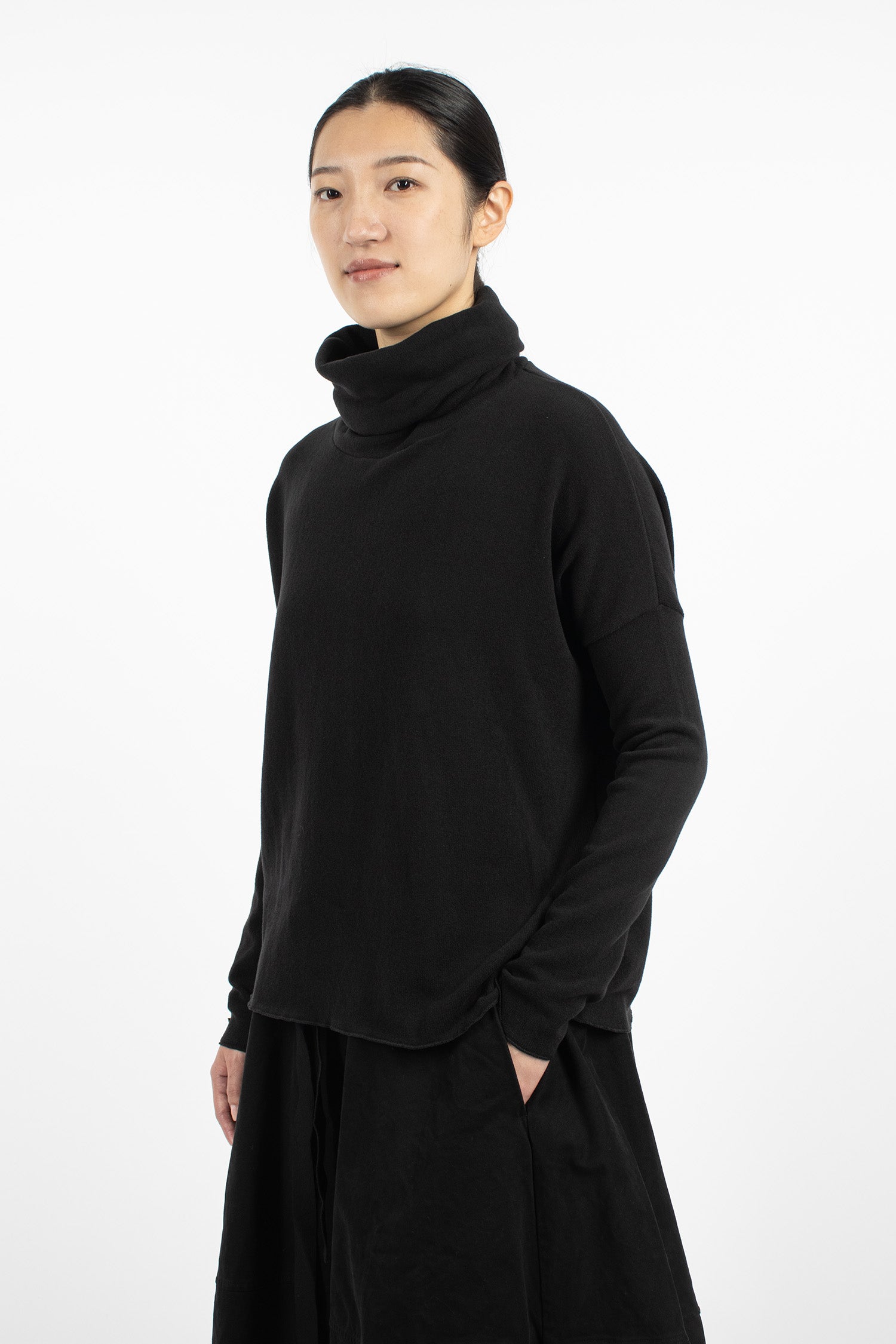 1932 Turtleneck Black
