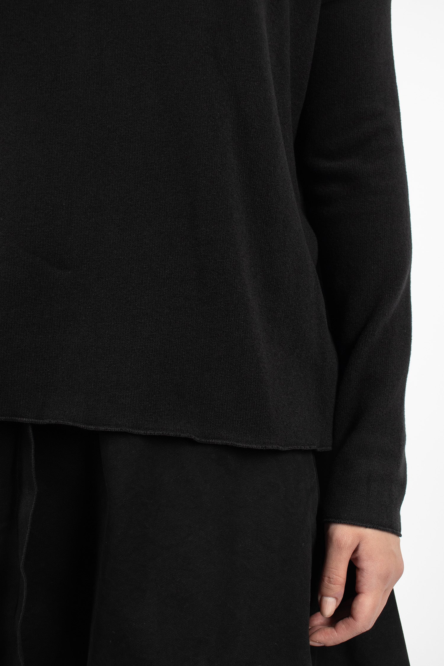 1932 Turtleneck Black