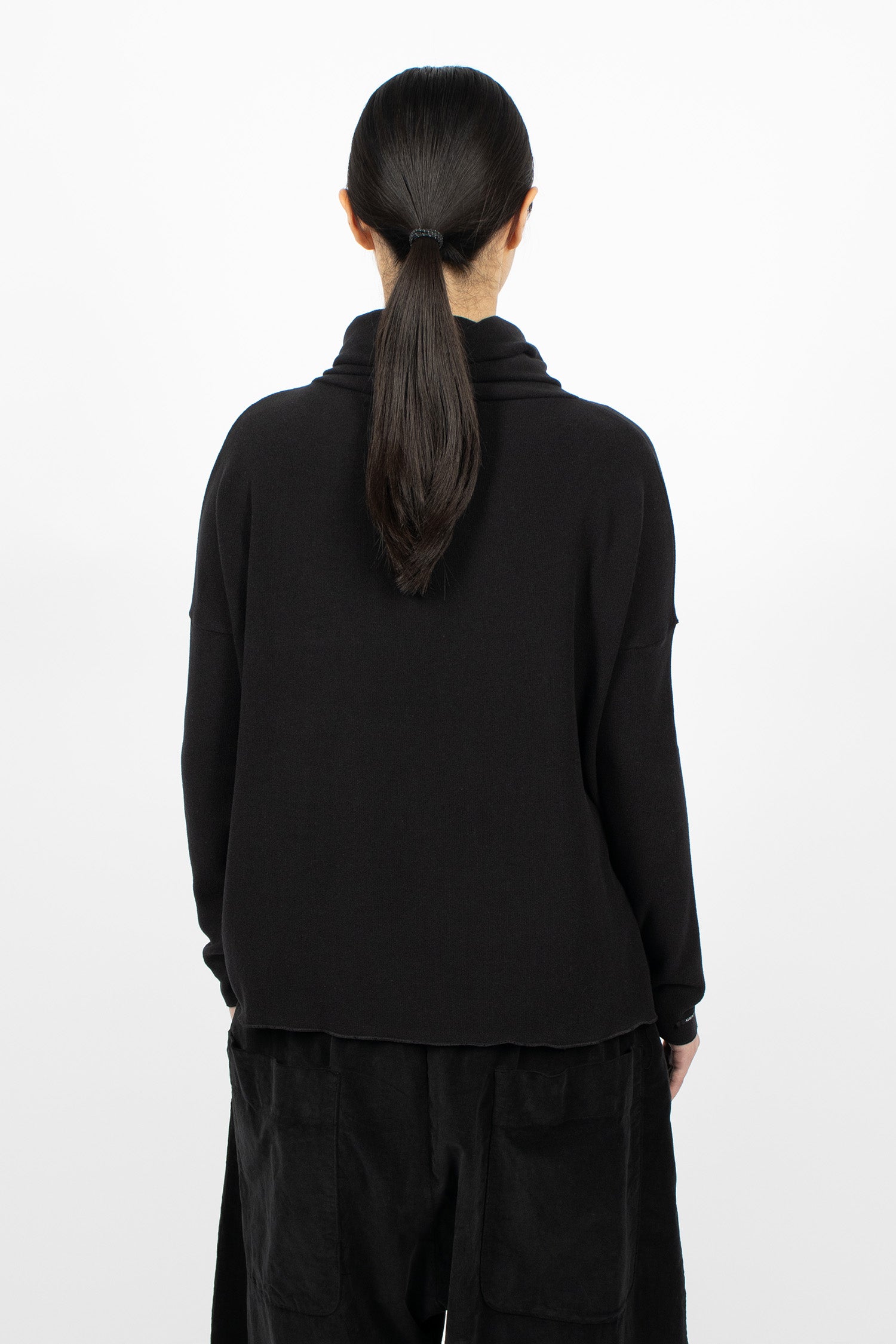 1944 Turtleneck JP Black