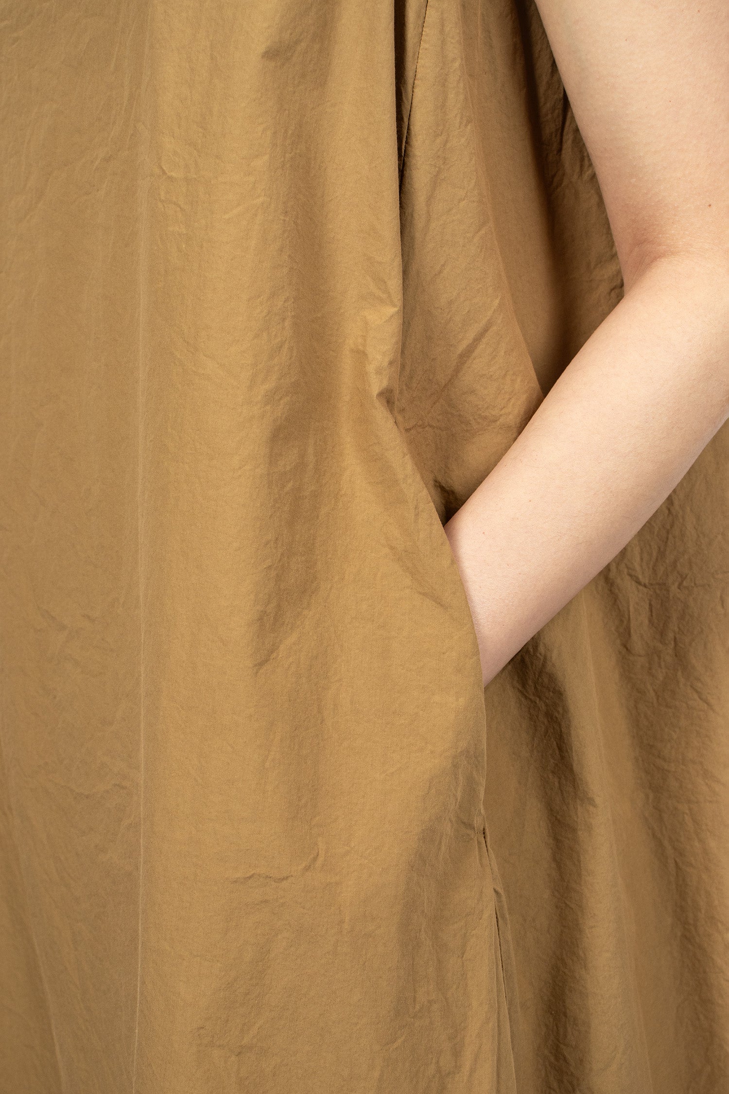 3026 Sleeveless Tunic TC Gold