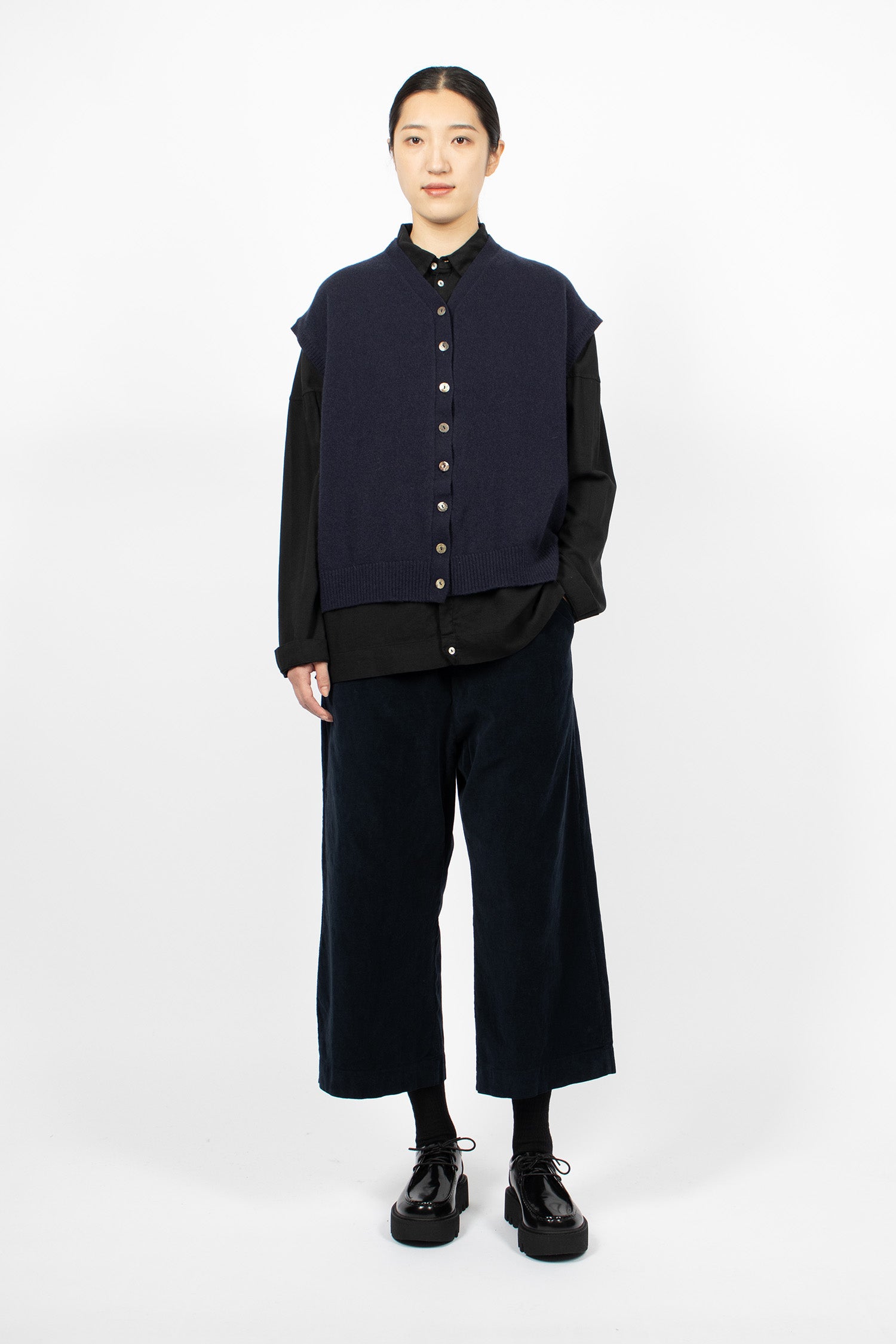 4434 Cashmere Open Vest Ink