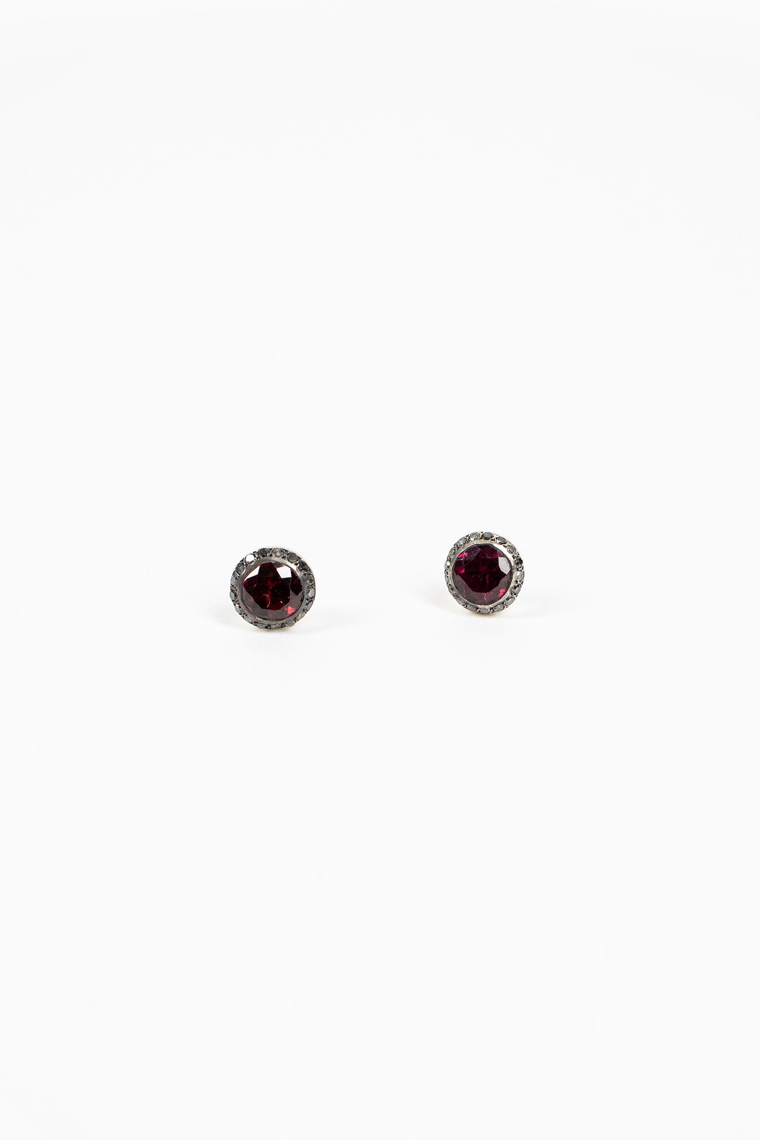 Belquis Stud Earrings Rhodolite/Icy Grey Diamond