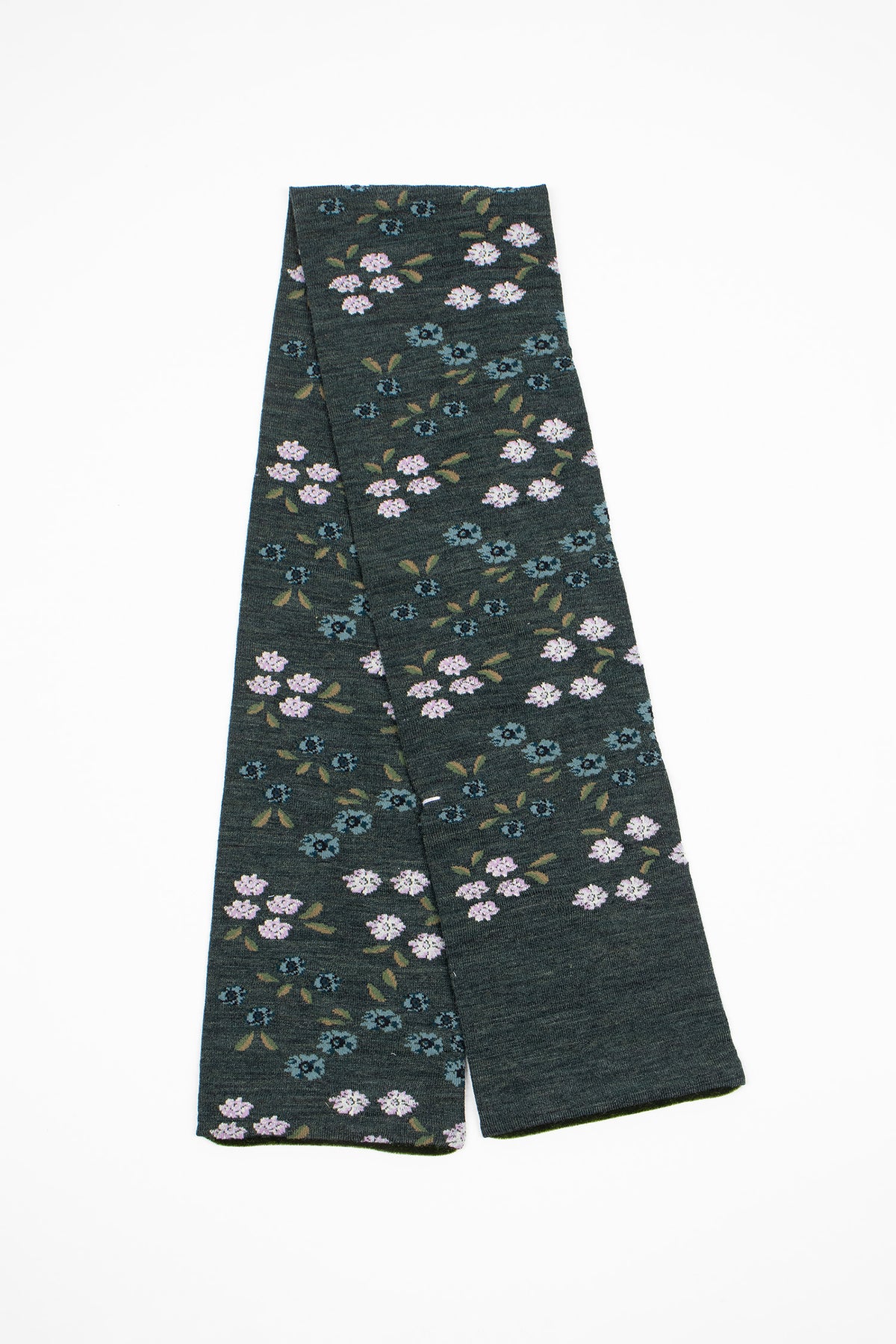 M77-825 Floral Muffler Green