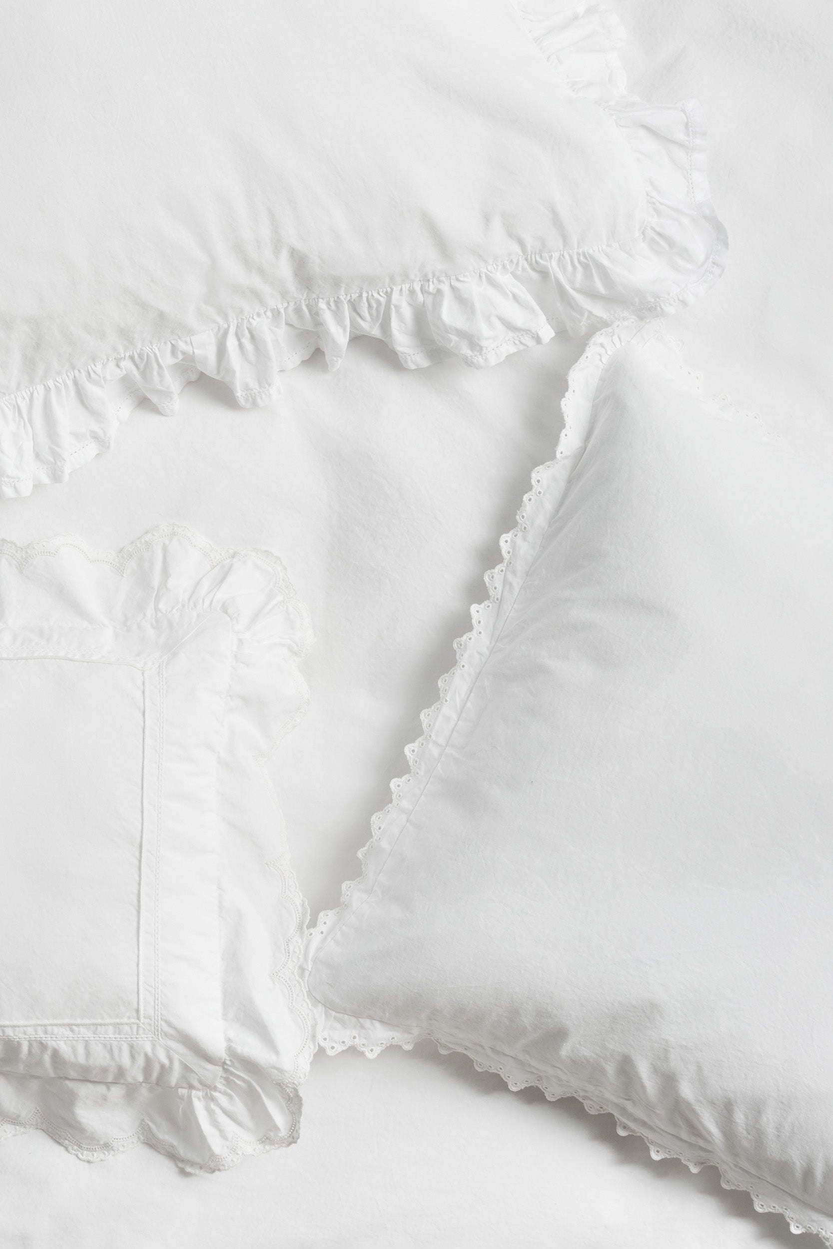 Broderie Anglaise Anaïs Pillowcase Broken White