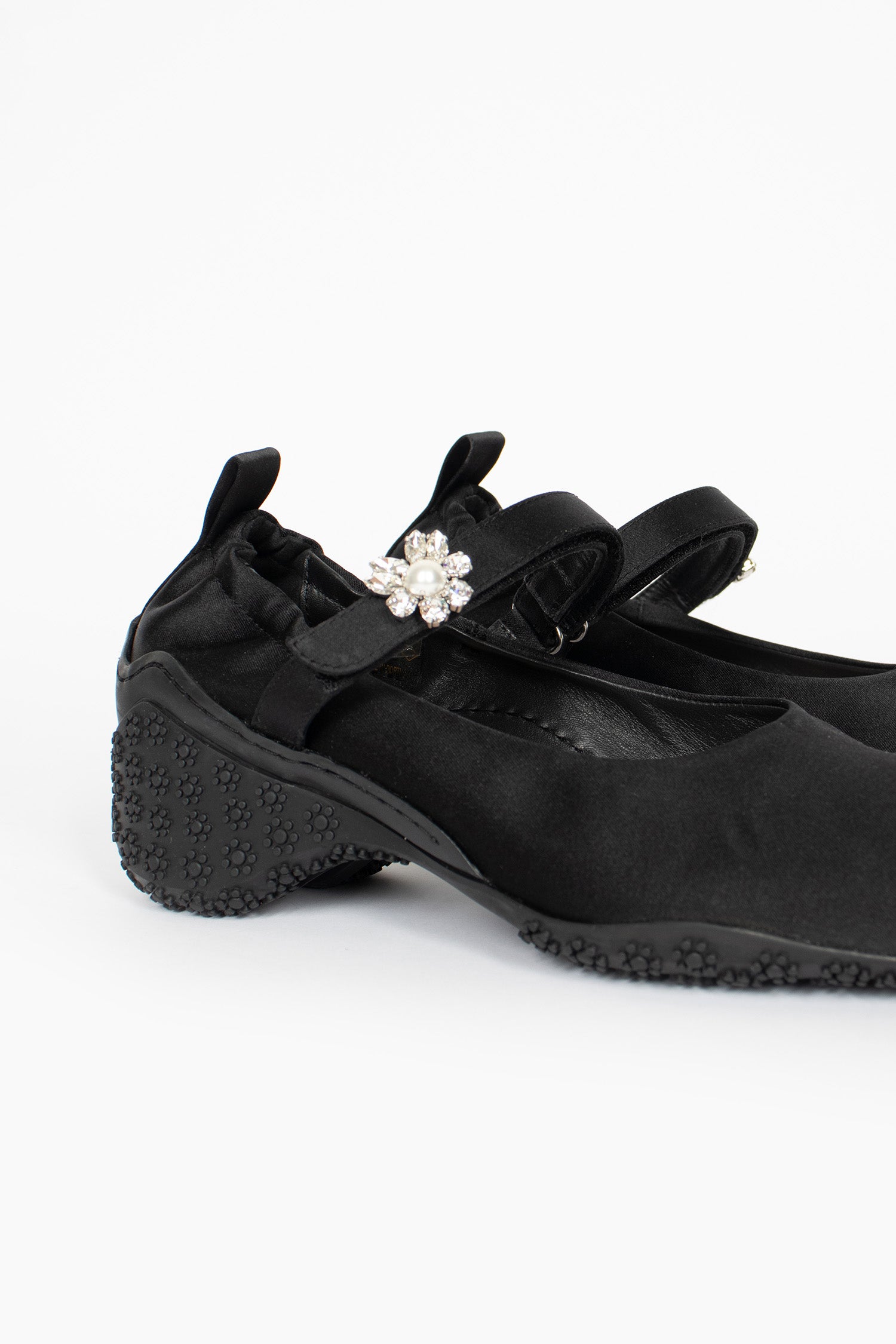 Embellished Ballet Runner Black/Pearl/Clear