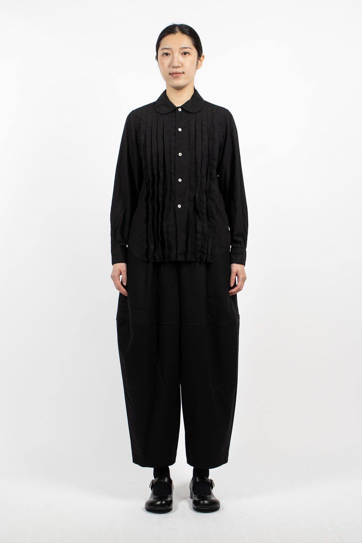 Curve Seam Tapered Pants Black