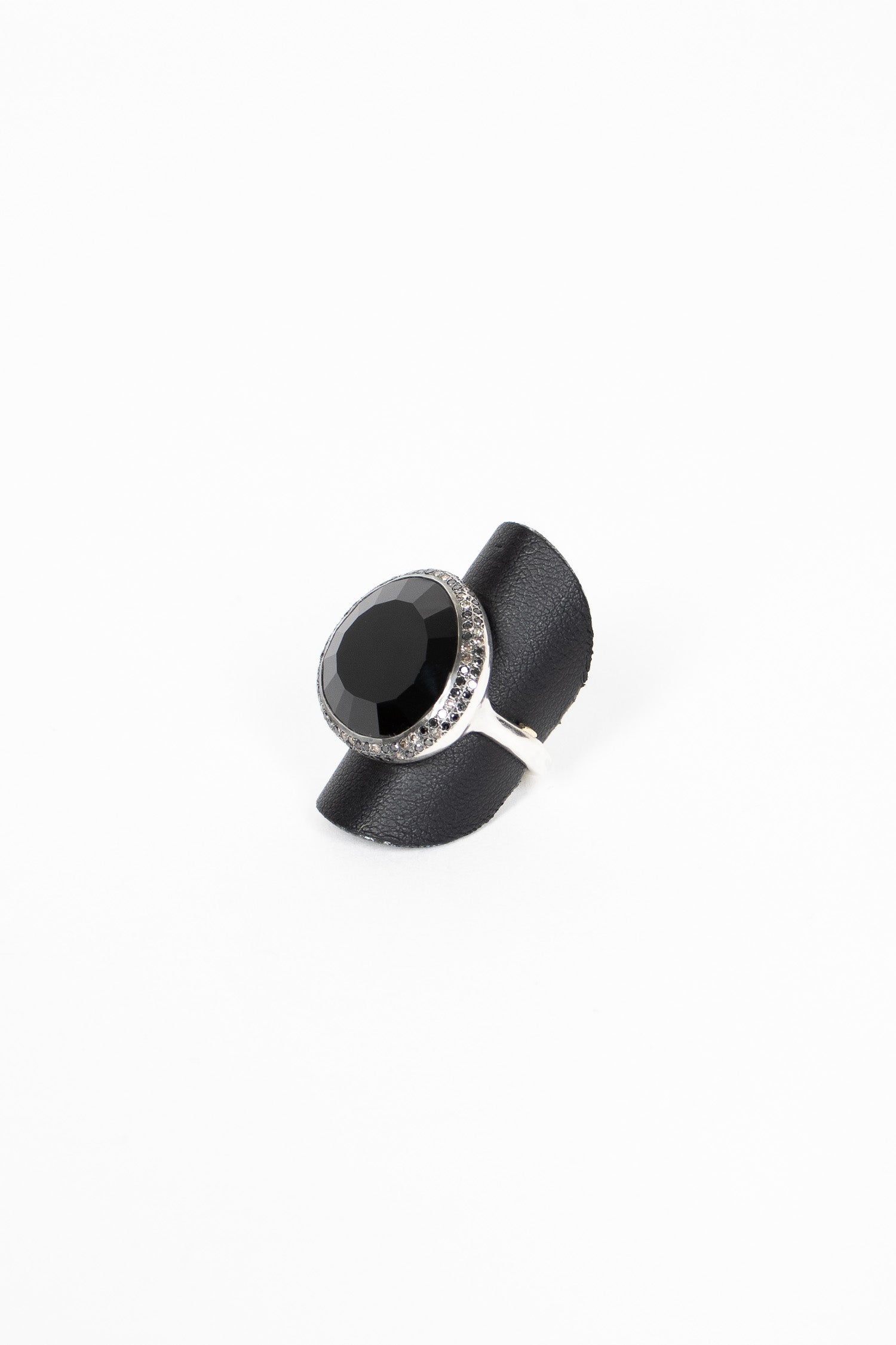 Fidji Ring Black Spinel/Cognac Diamond