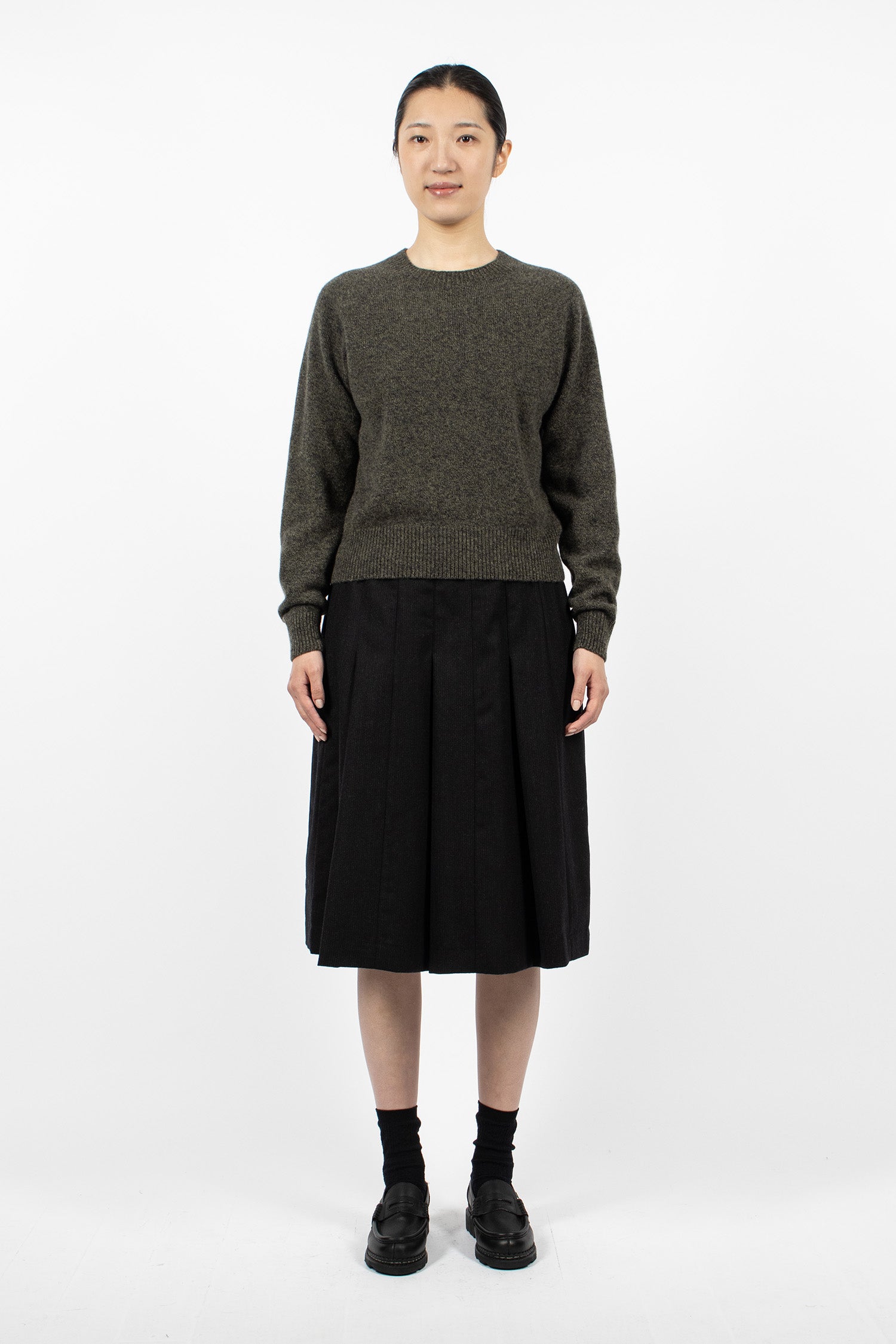Short Classic Crew Neck Jumper Khaki/Charcoal Twist