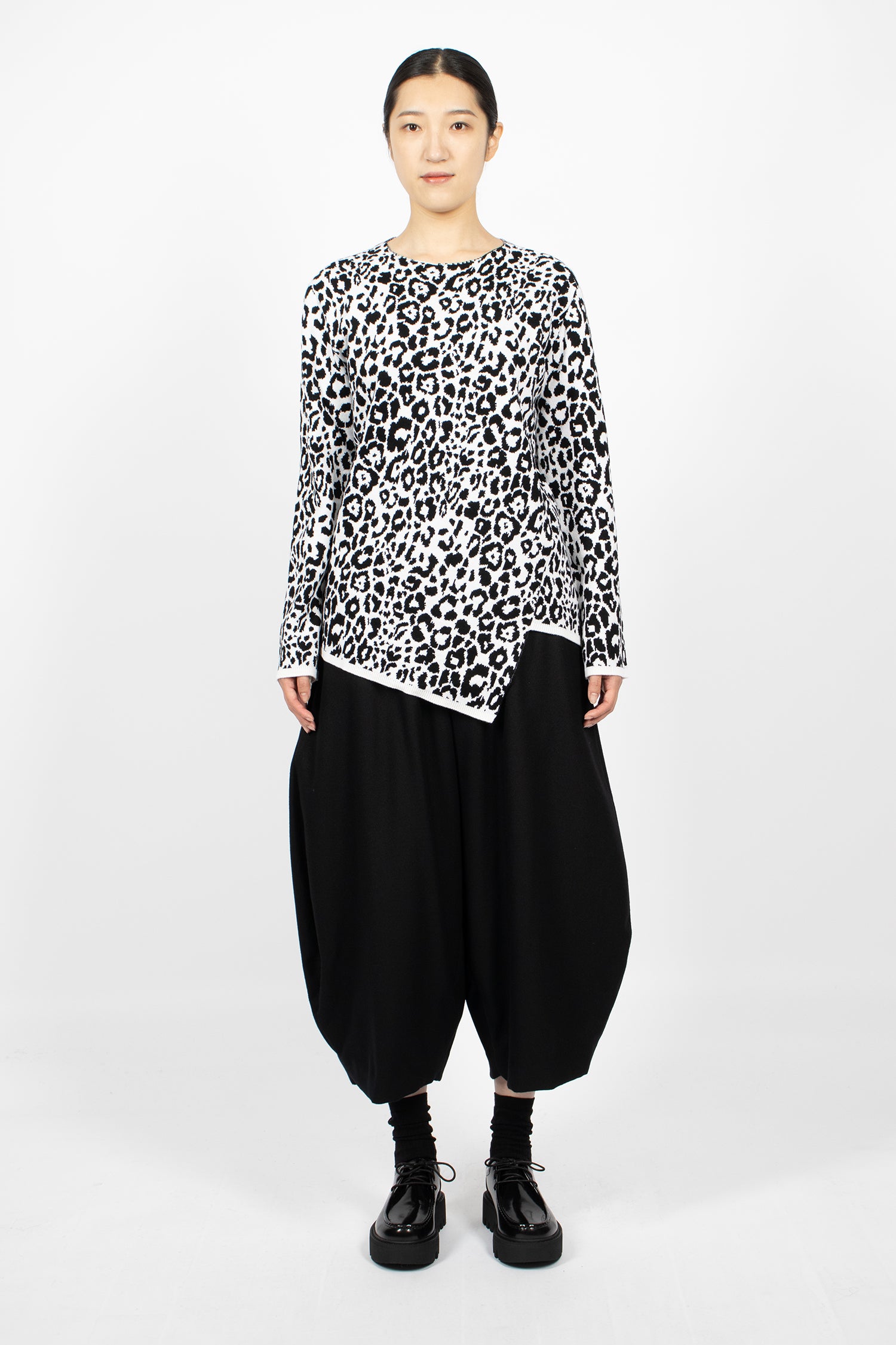 Leopard Knit Sweater White/Black