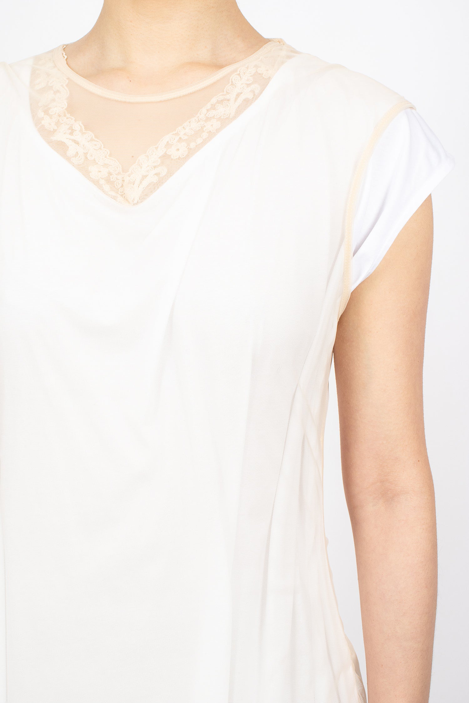 Layered Liquid Cap Sleeve Lace Trim Dress White/Nude