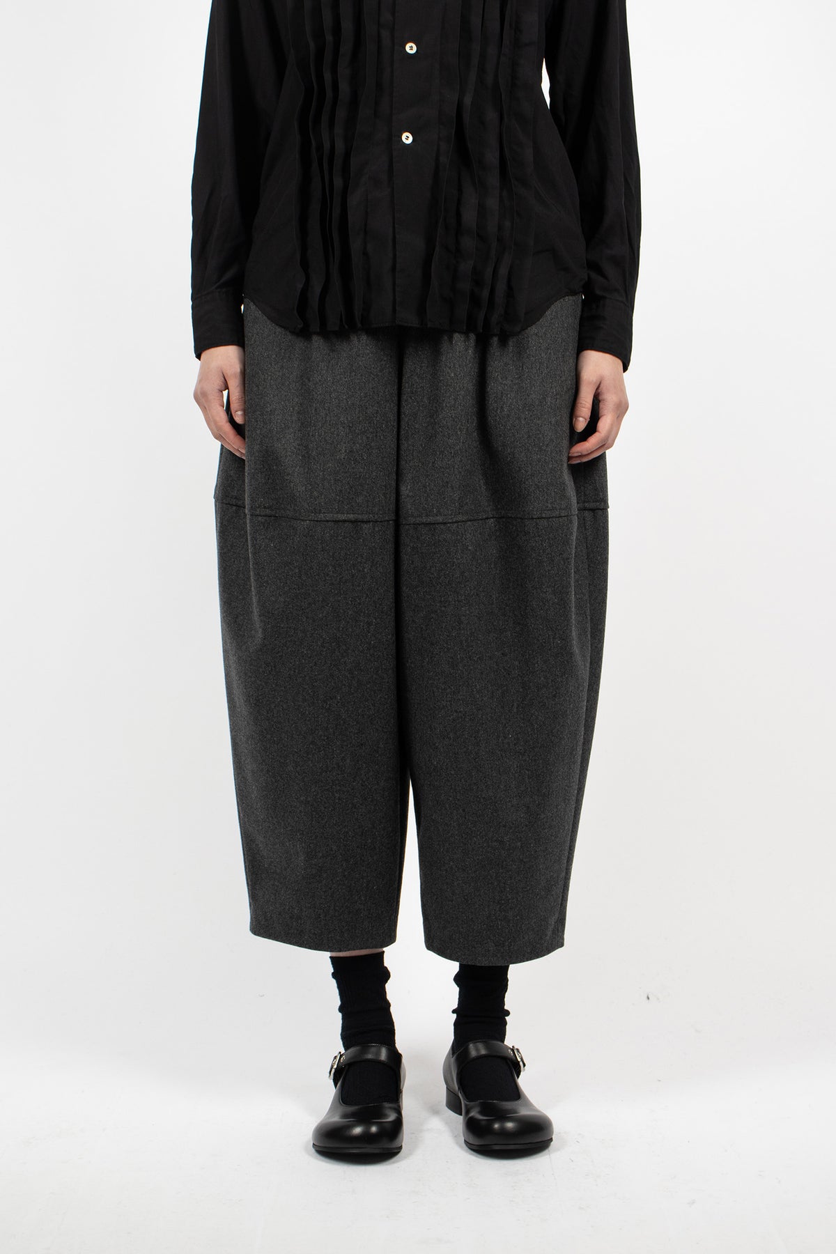 Curve Seam Tapered Pants Medium Grey