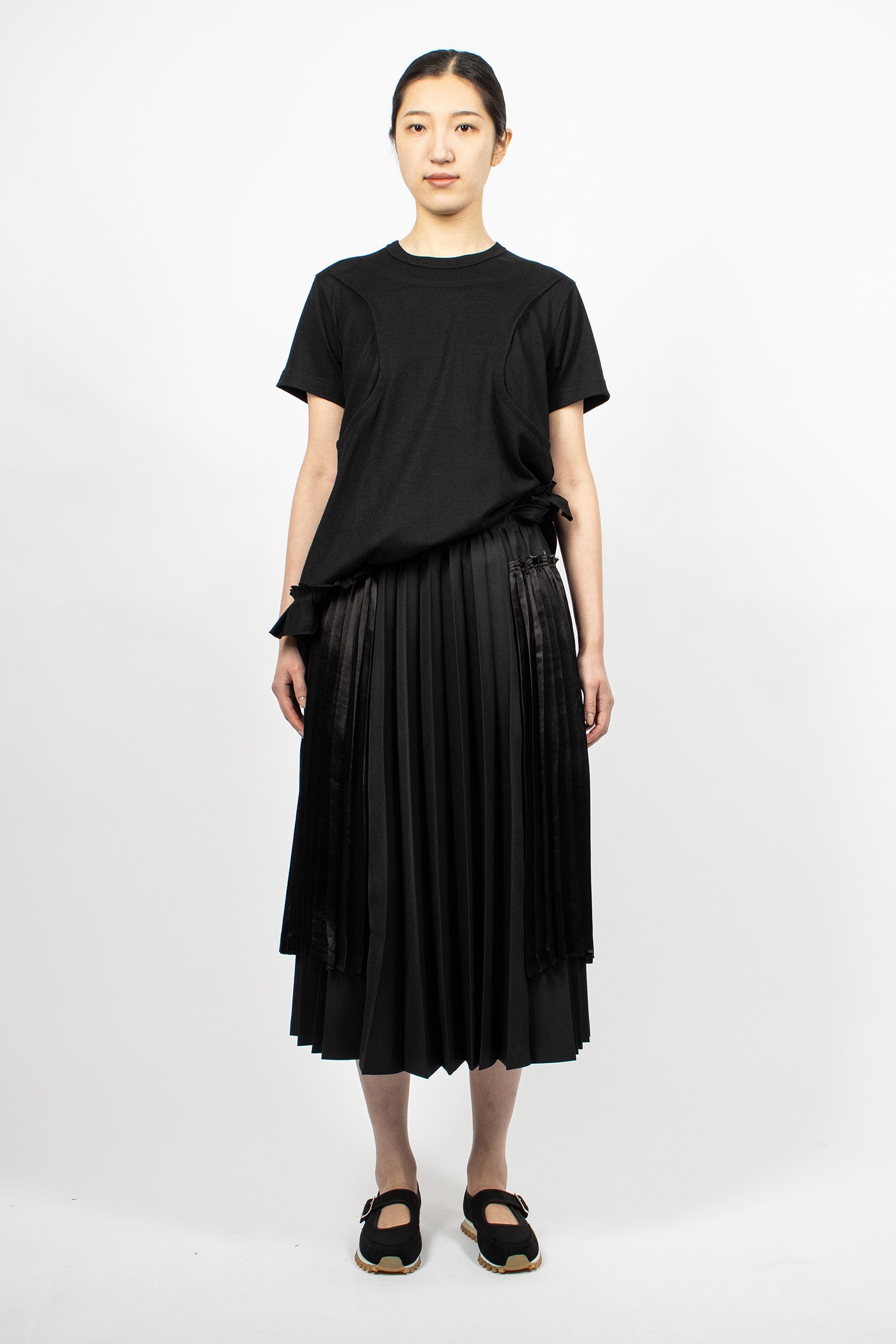 Pleated Panel Skirt Black