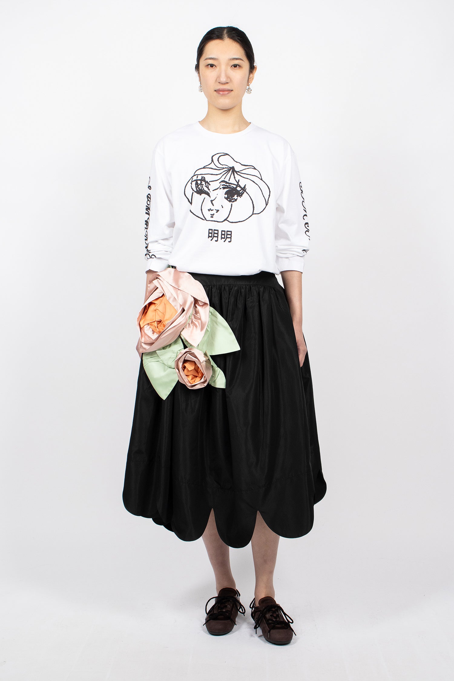 Pressed Rosette Petal Hem Basque Skirt Black/Multi