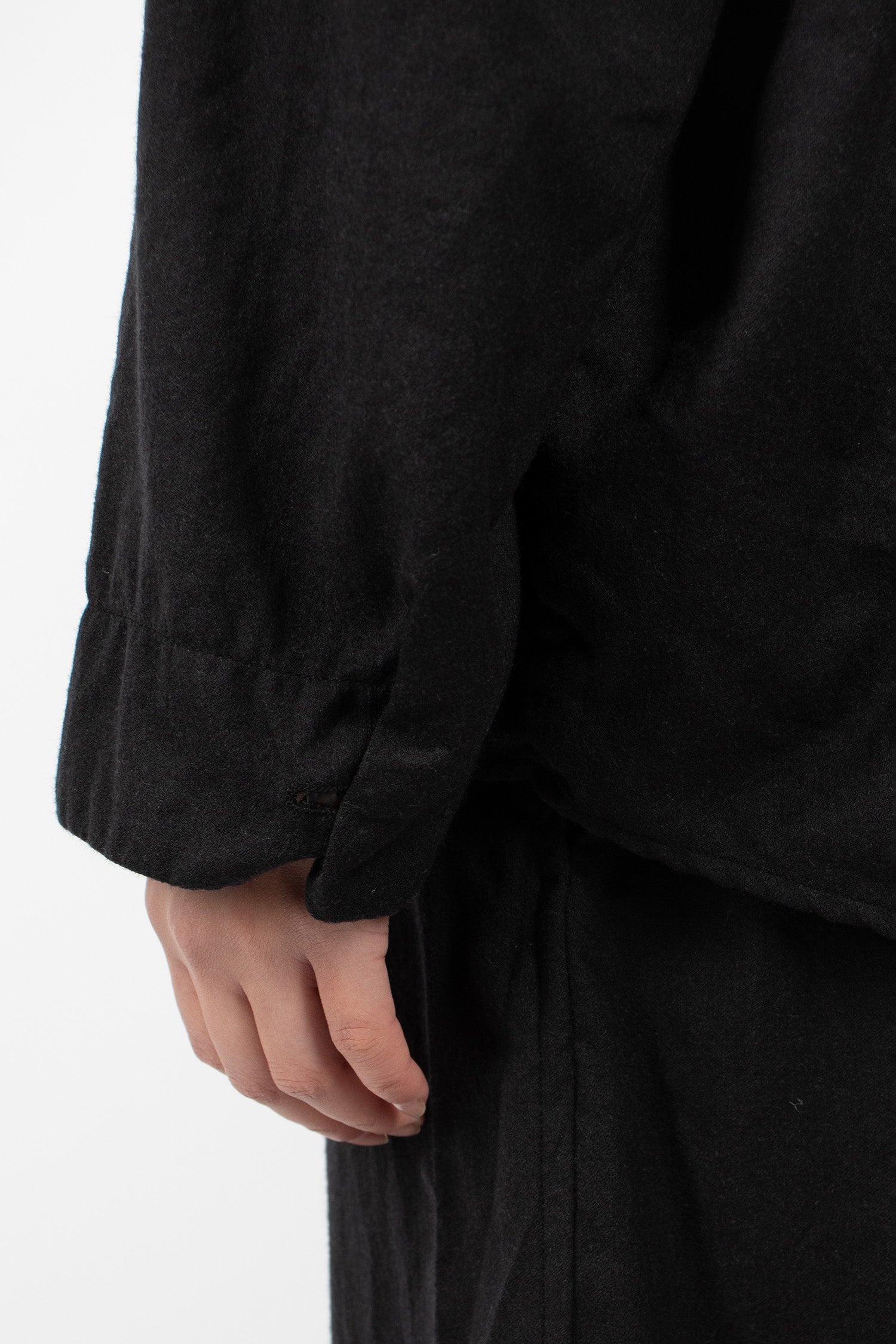 AXL Yusu Shirt Black