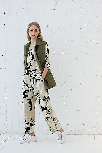 Relaxed Floral