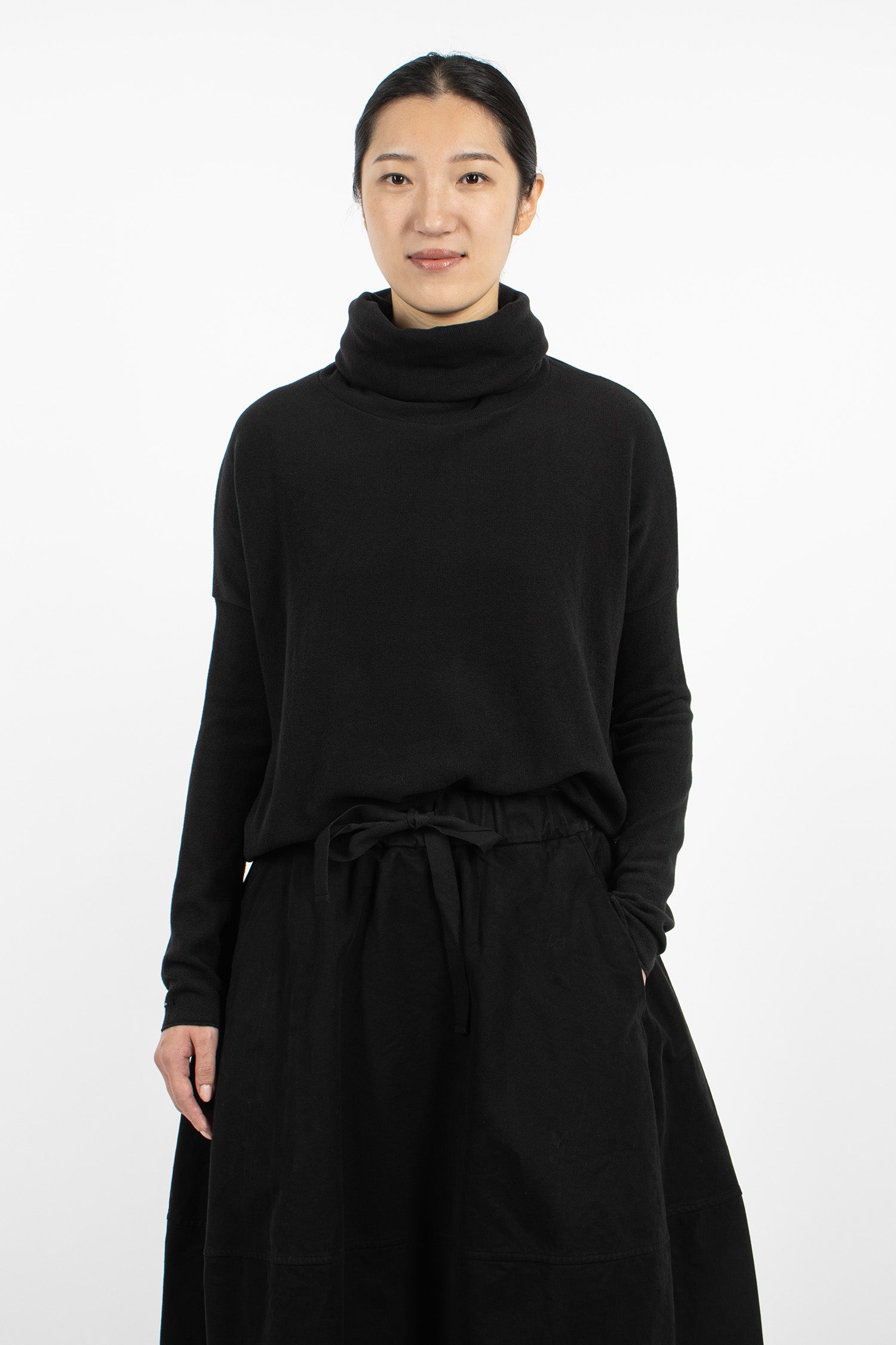 1932 Turtleneck Black