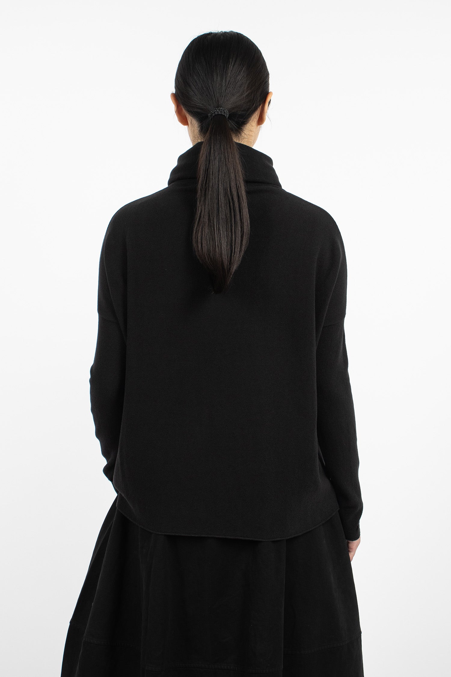 1932 Turtleneck Black