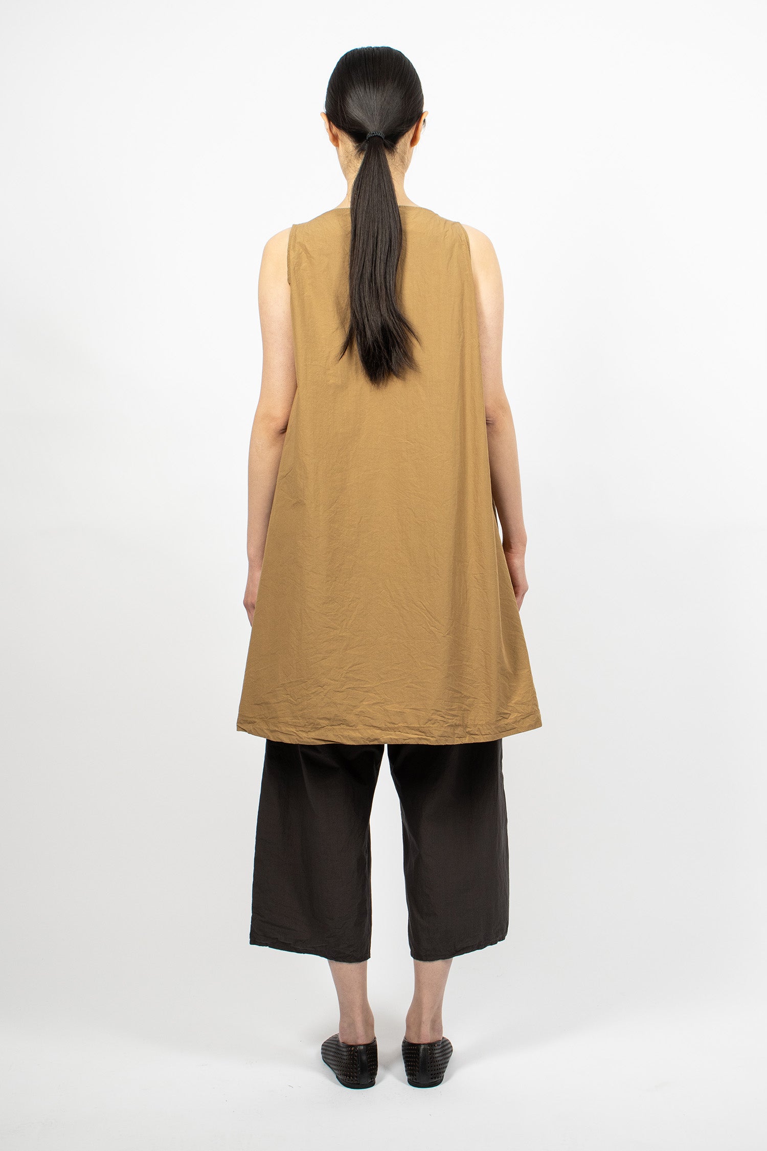 3026 Sleeveless Tunic TC Gold