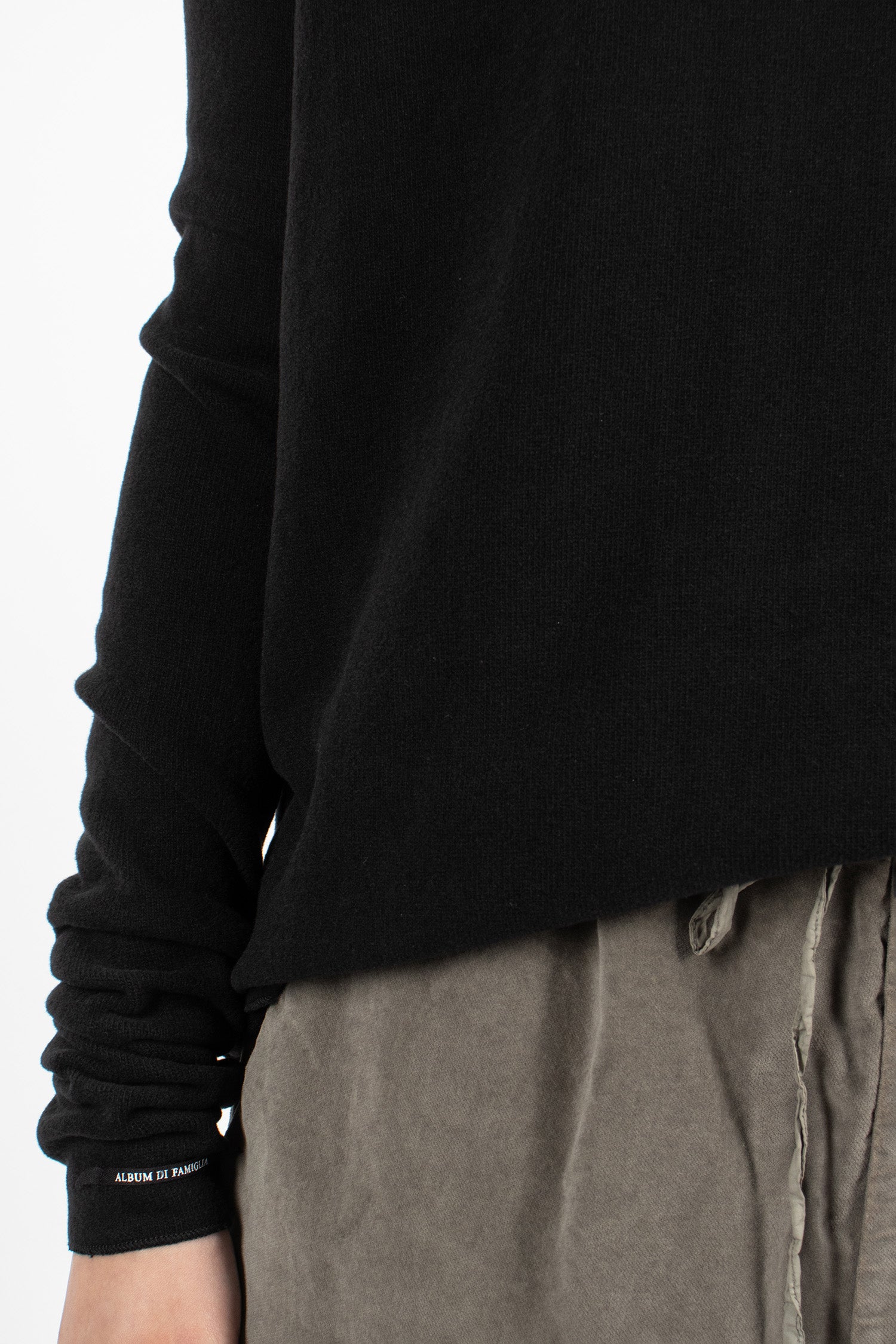 40179 Hoodie JP Black