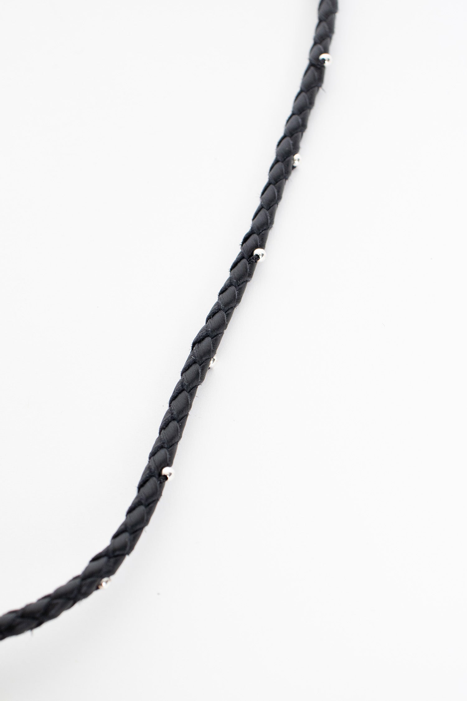 Black Lasso Petra Necklace