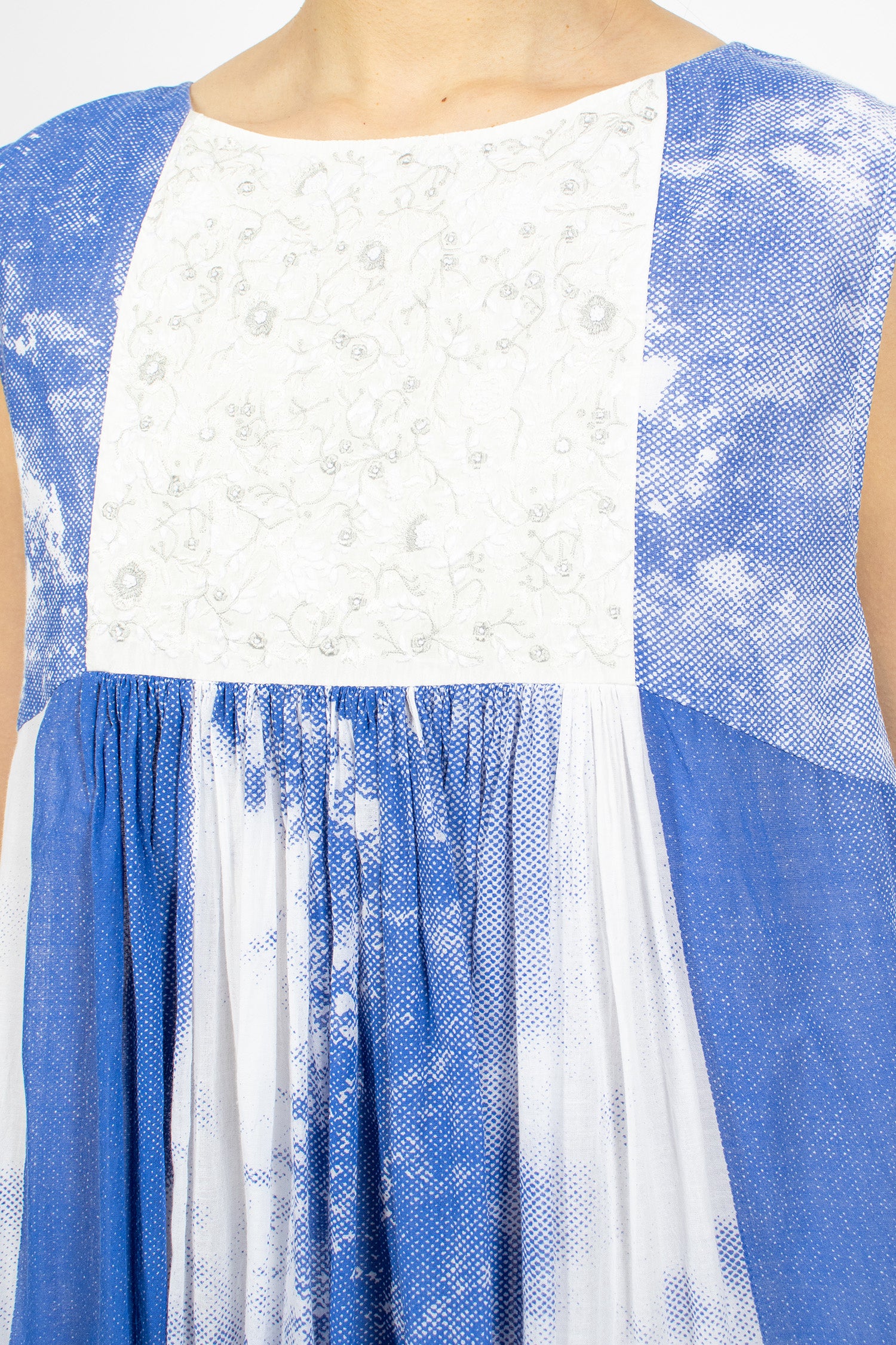 Embroidered Sleeveless Dress White Lapis