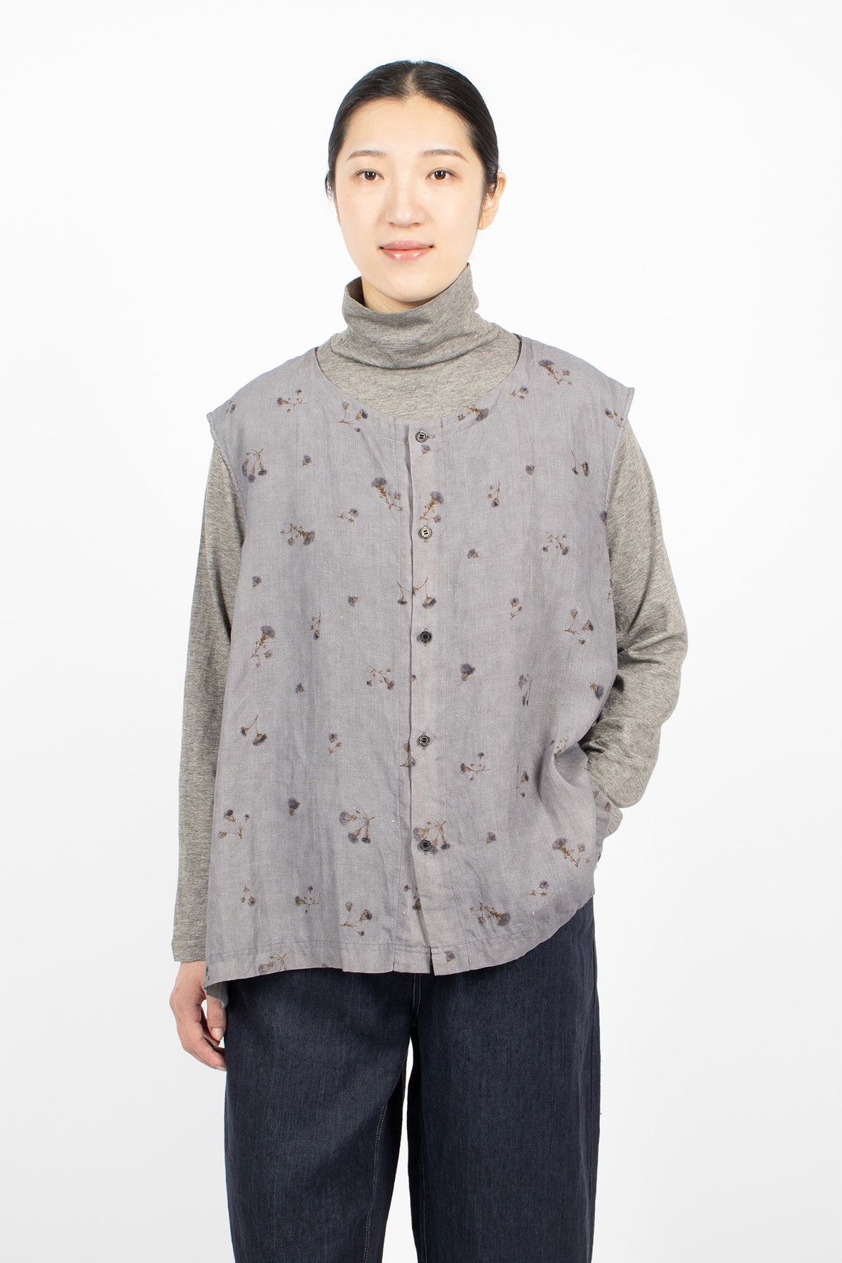 Wildflower Print Sleeveless Blouse Grey Blue
