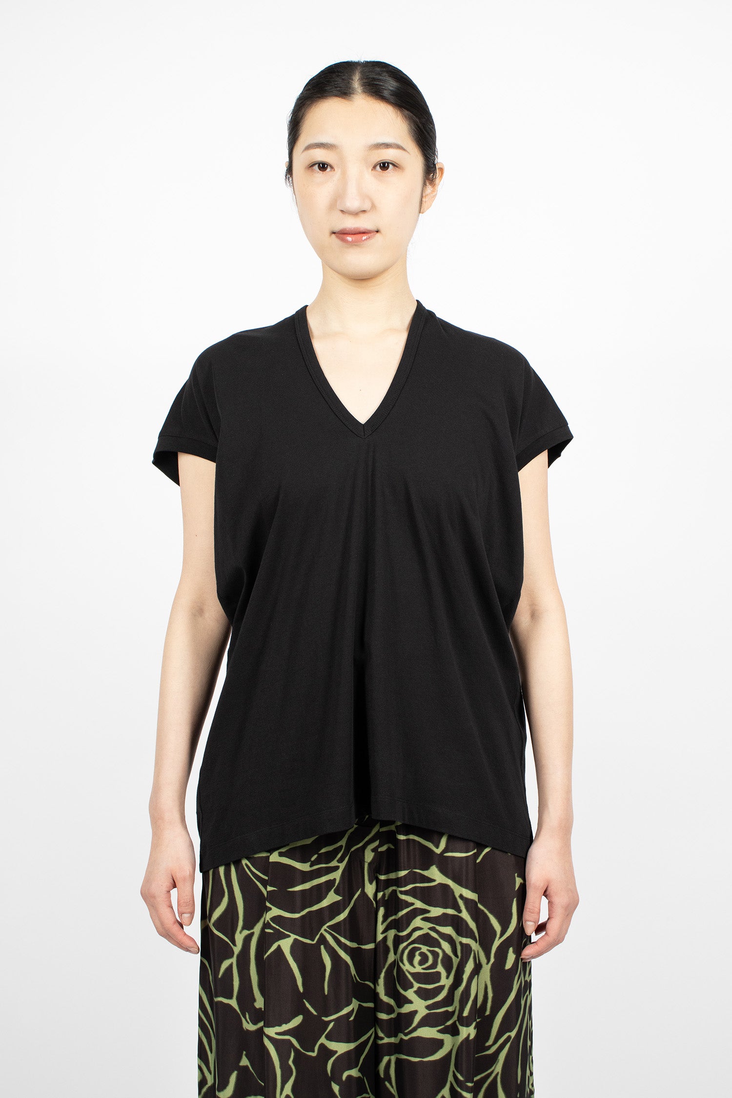 V-Neck Tee Black