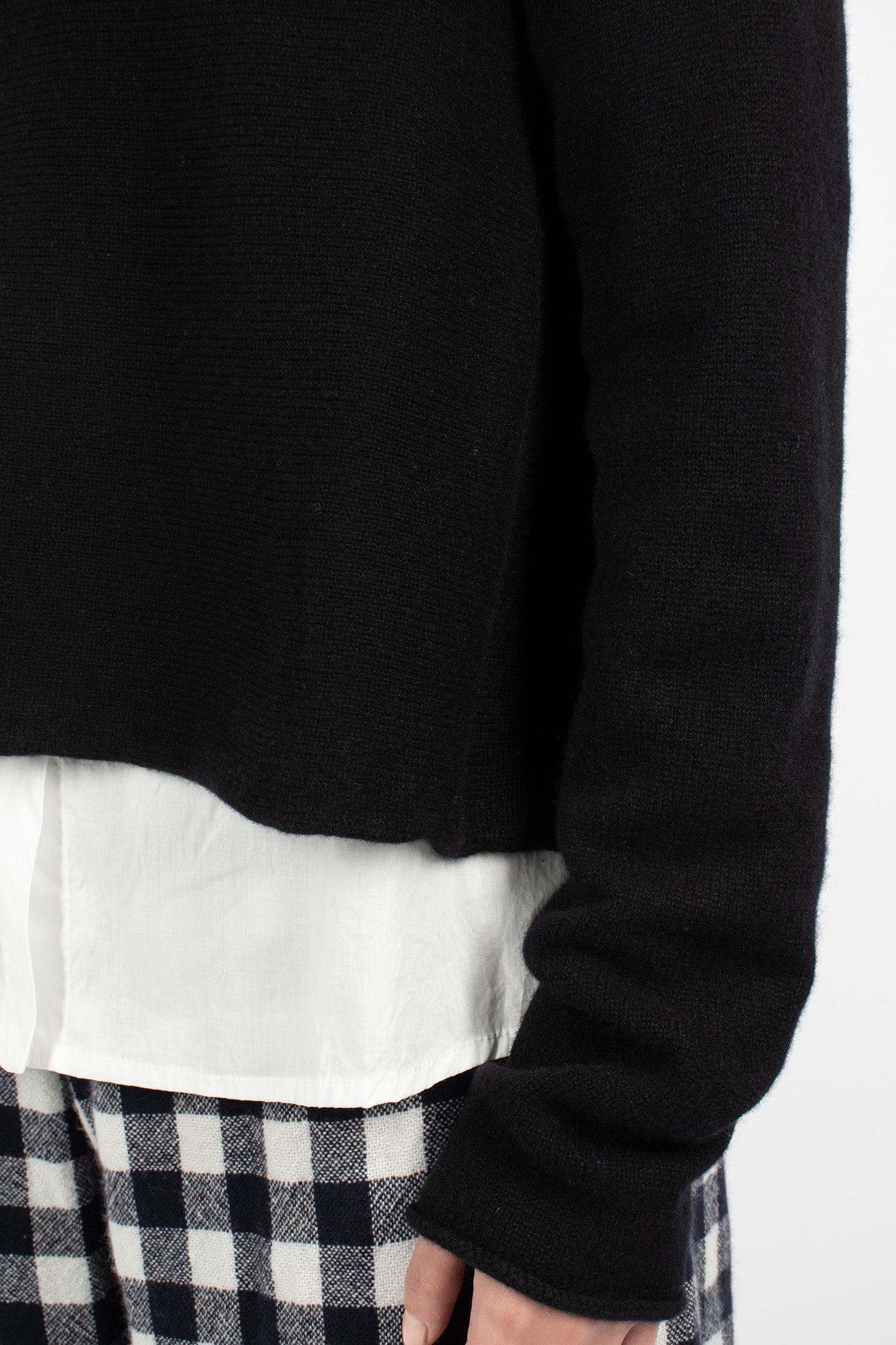 Juniper Cashmere Jumper Black
