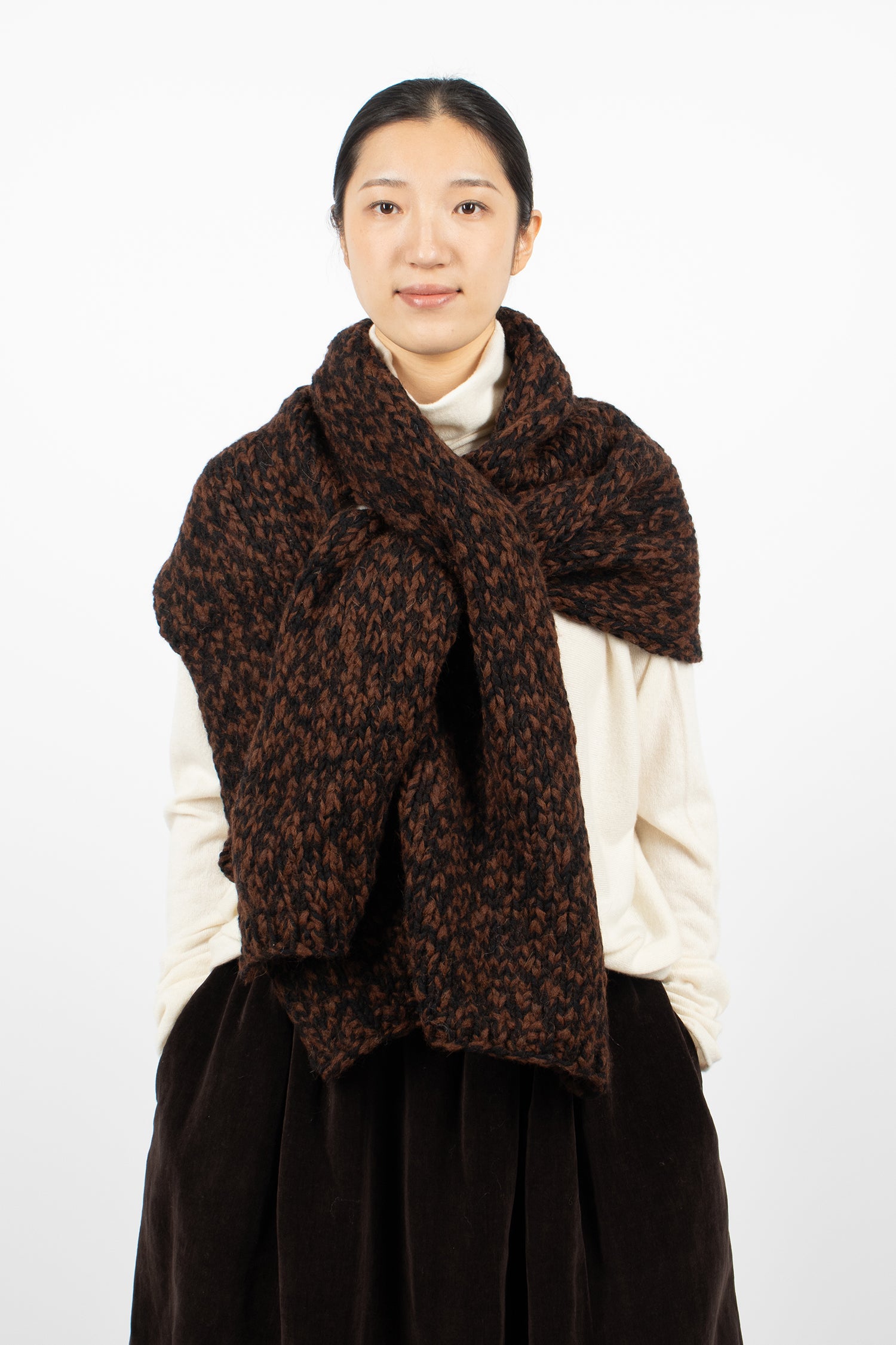 Camille Scarf Black/Brown