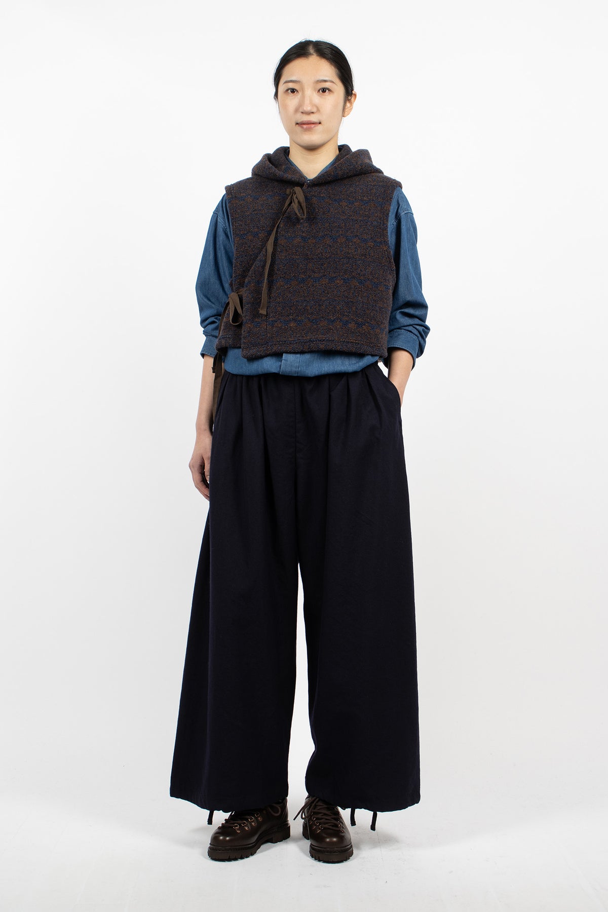 Knit Vest Brown/Navy