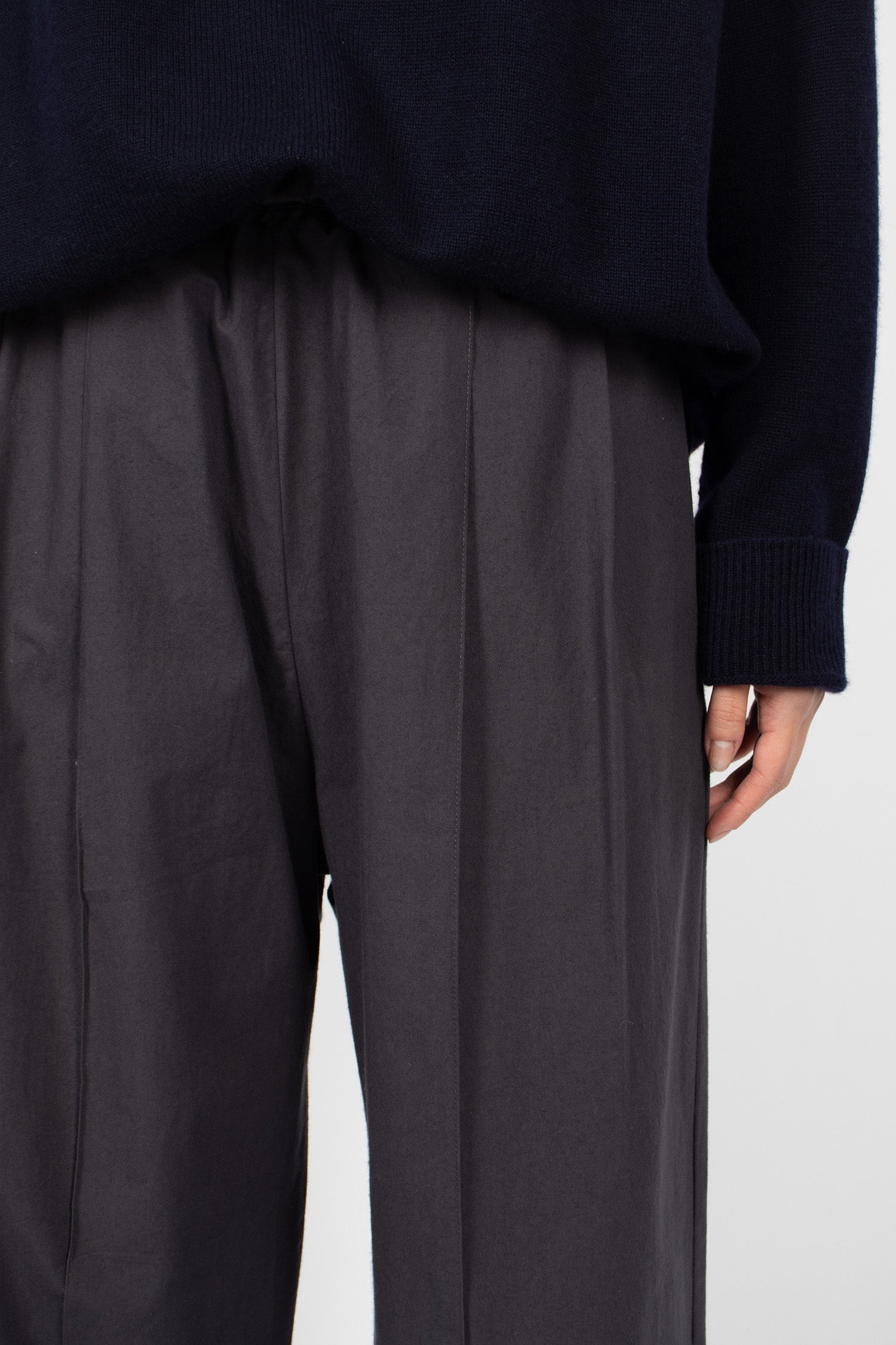 Luce Pintuck Trouser Navy