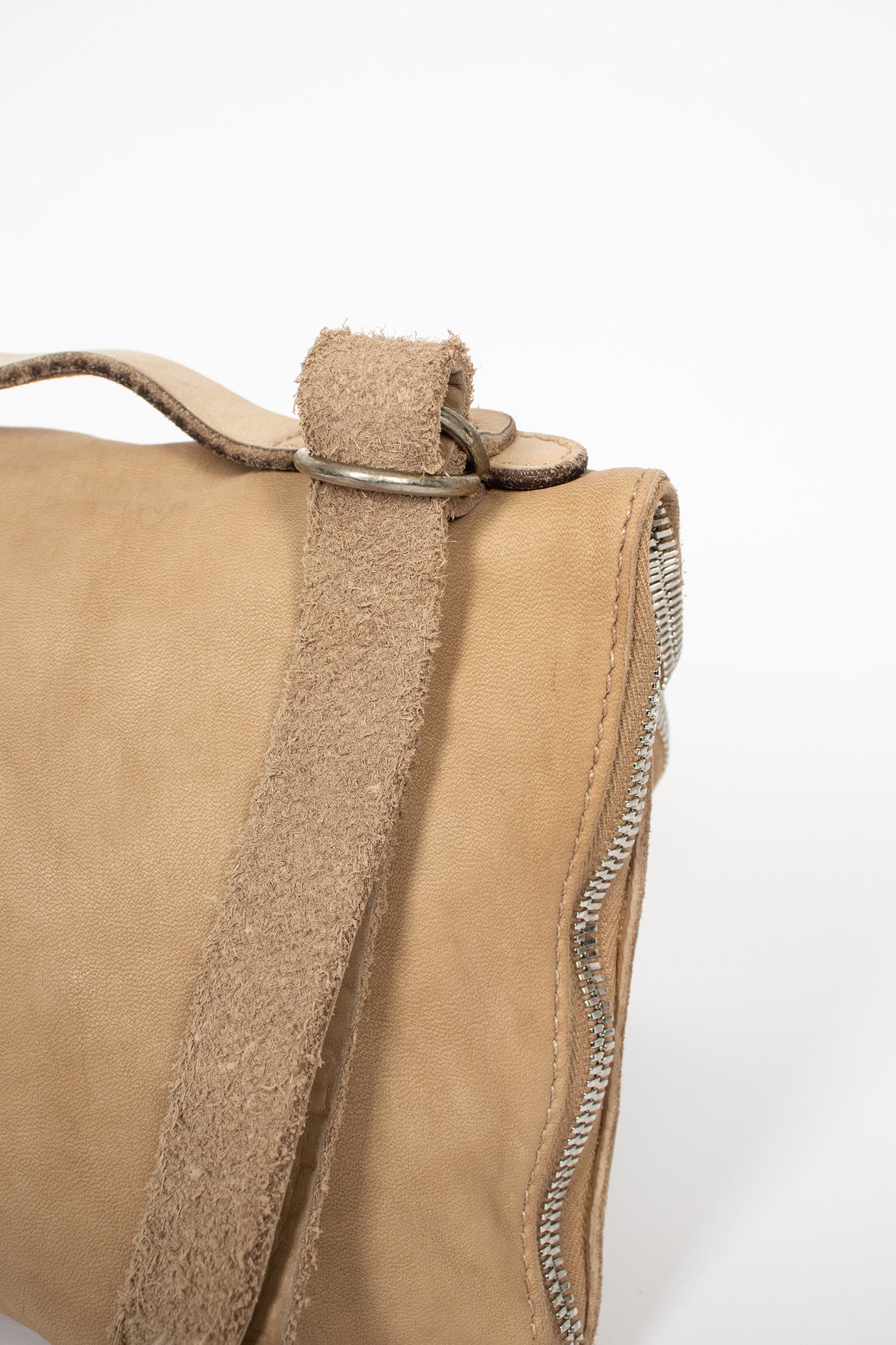 M100 Messenger Bag in CO166T Light Brown