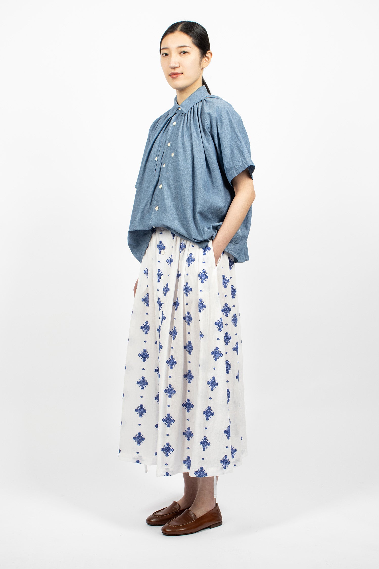 Gathered Skirt White/Crest Embroidery