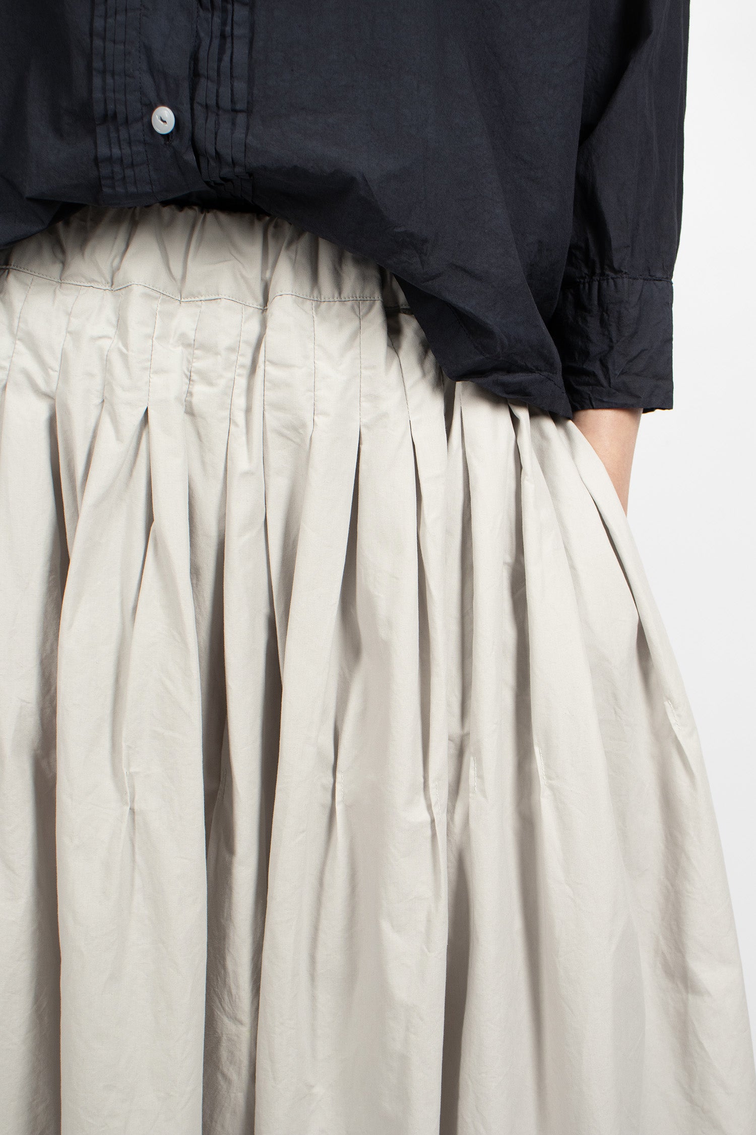 Willow Skirt Limestone
