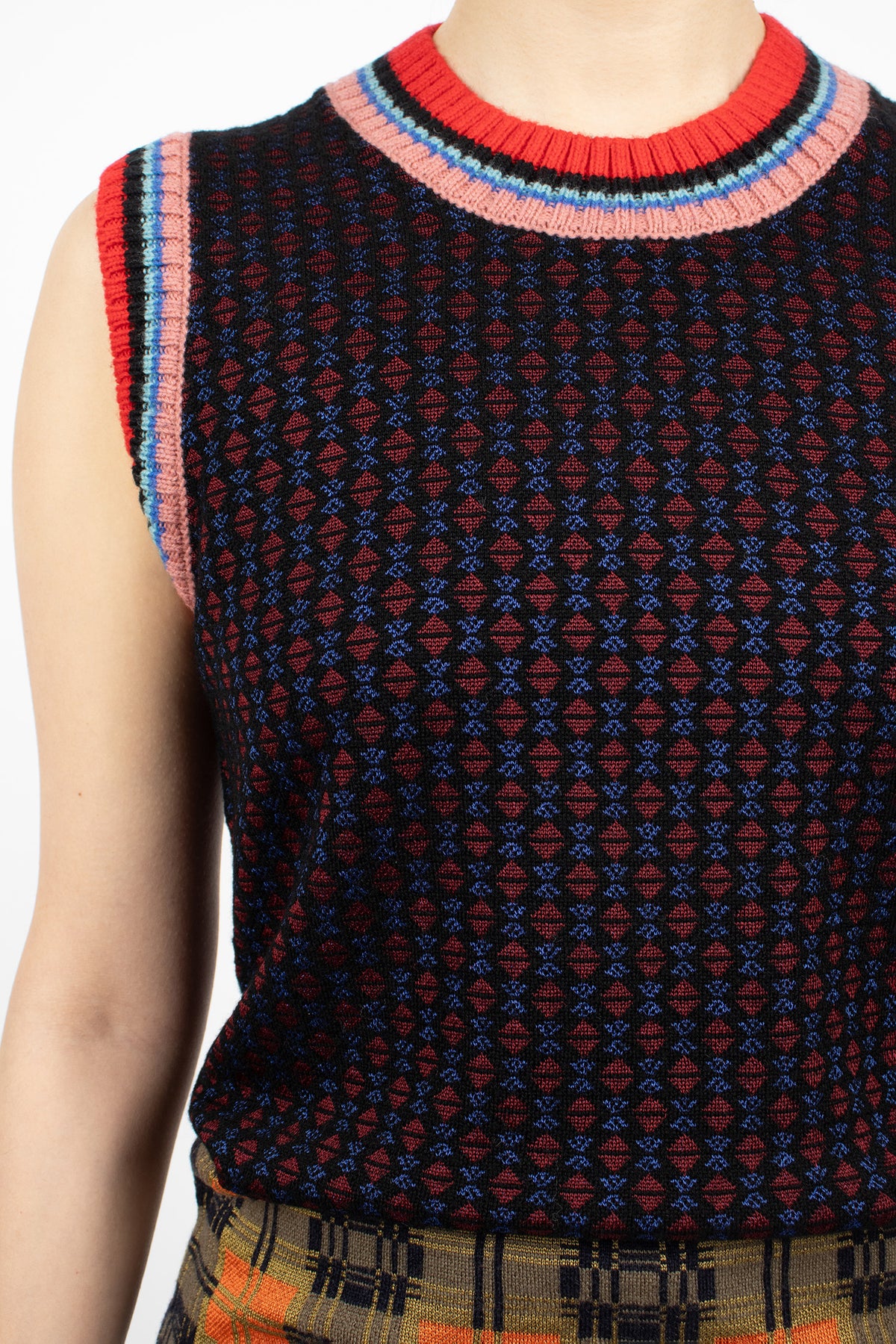 Jacquard Wool Vest Bordeaux