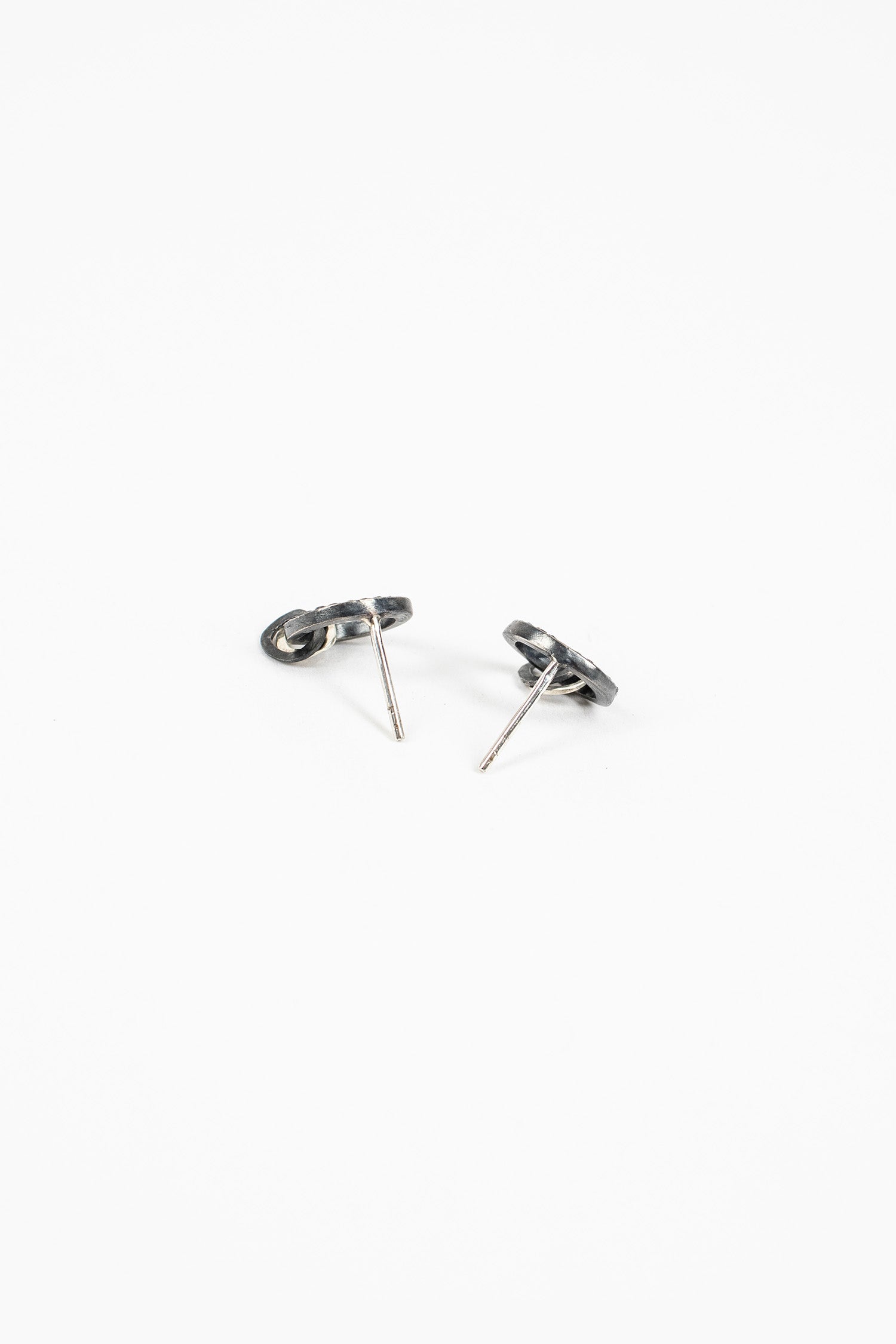 Unity Earrings Oxidised Silver/Icy Grey Diamond