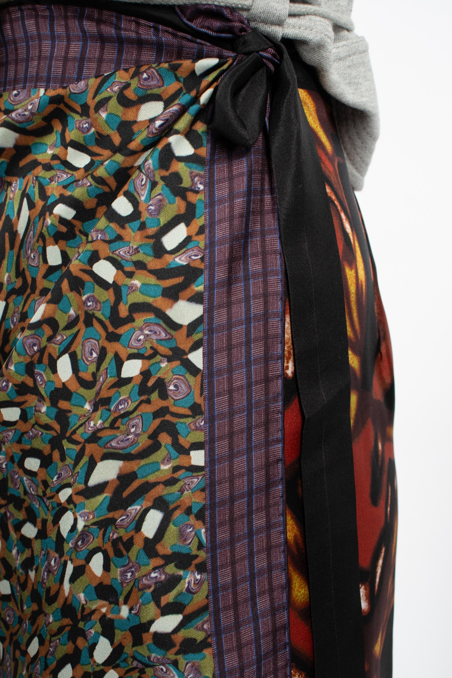 Long Wrap Scarf-Skirt Dessin B