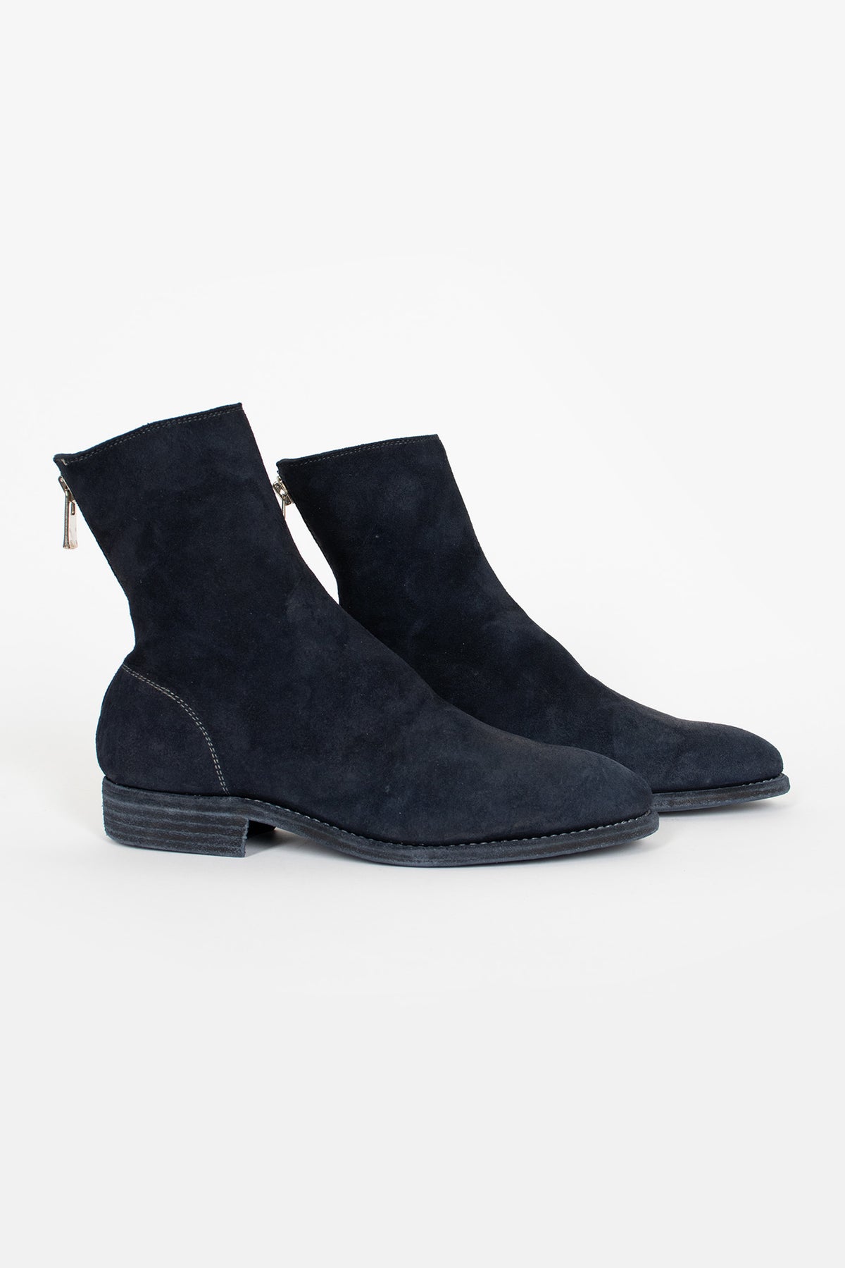 596GY Reverse Back Zip Ankle Boots CV185T